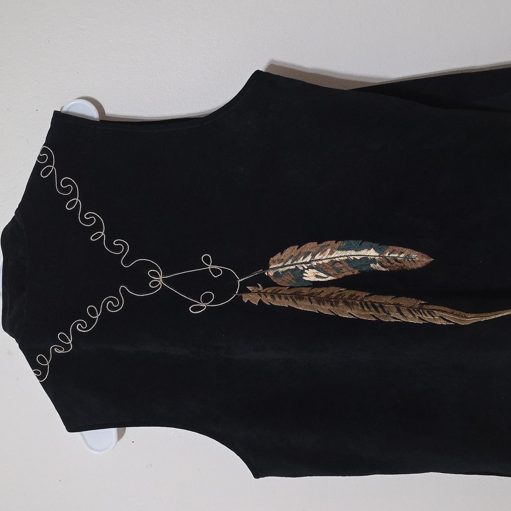 Montanaco Butte Montana Womens Vest Suede Embroidered Feathers Black Size M - Picture 7 of 7